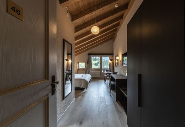 Superior Double Room, 1 King Bed, Balcony, Mountainside