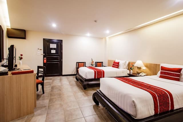 Deluxe Triple Room