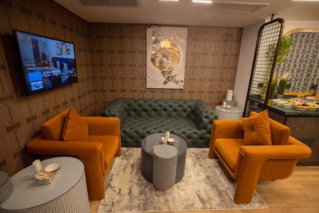 Premium Suite With 24/7 Butler Lounge Access