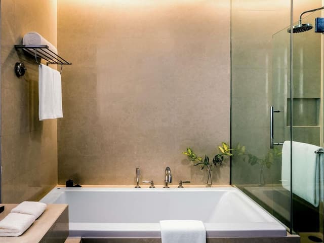 Premium Deluxe Room, 1 King Bed, Balcony