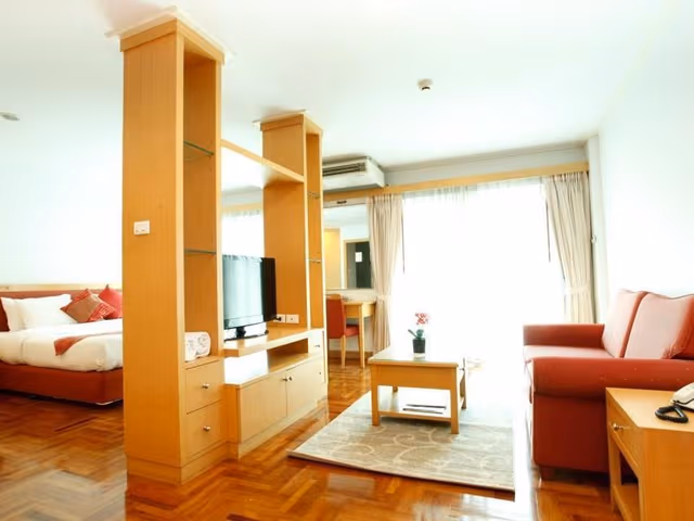 Executive Studio