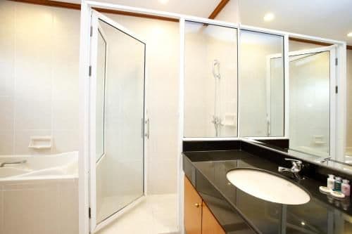 2-Bedroom Family Suite