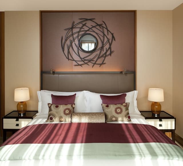 Grand Suite, 1 King Bed, City View