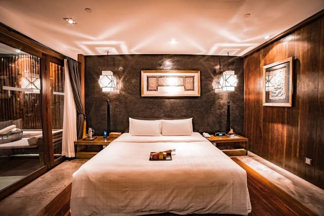 Luxe Sarang