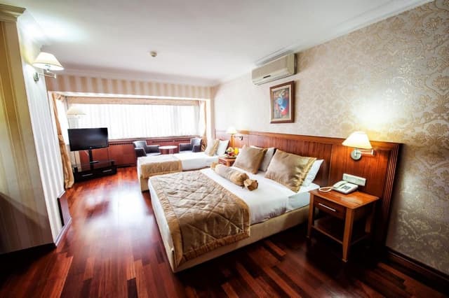 Deluxe Junior Suite