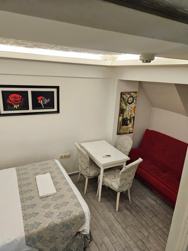 Ground floor Reverse duplex suite