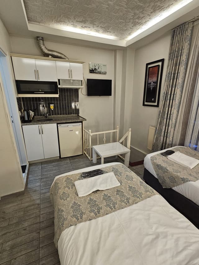 Ground floor Reverse duplex suite