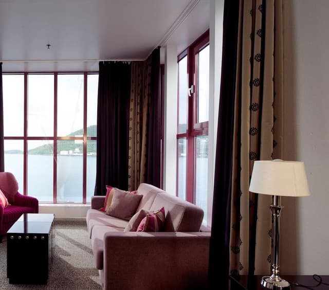 Junior Suite, 1 Double Bed, Ocean View