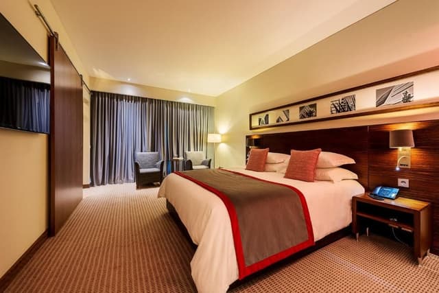 Family Suite (2 Adults + 2 Children up to 12 years old)