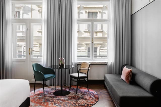 QUEEN PREMIUM ROOM