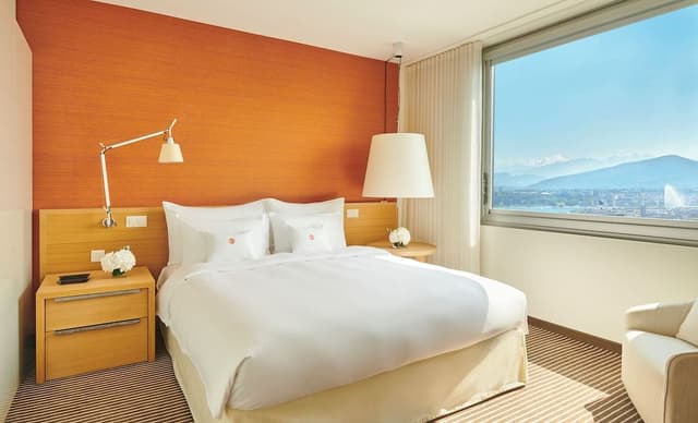 Suite, 1 Bedroom, Lake View