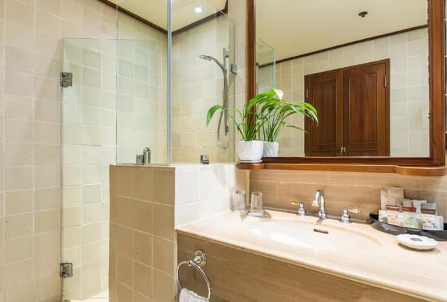 Deluxe Room Lake or Garden View - Twin