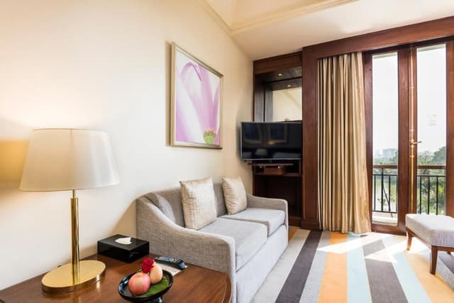Grand Deluxe Room Lake or Pagoda View - Twin