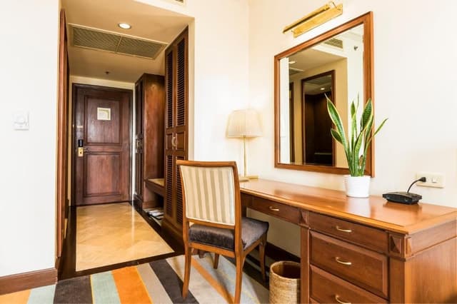 Grand Deluxe Room Lake or Pagoda View - Twin