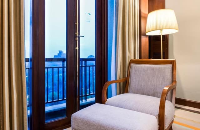 Premier Deluxe Room Lake or Pagoda View - Twin