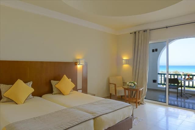 TRIPLE ROOM SEA VIEW