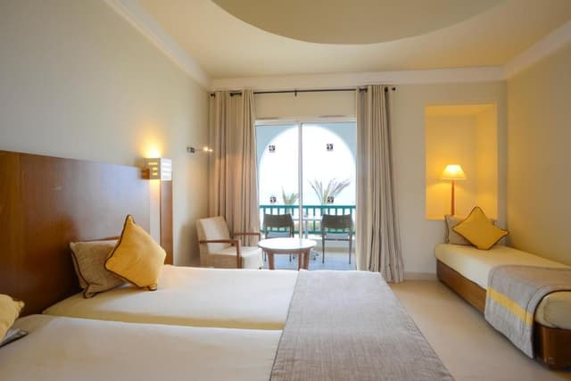 TRIPLE ROOM SEA VIEW