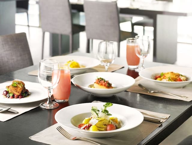 [2 person Breakfast PKG] Standard Double