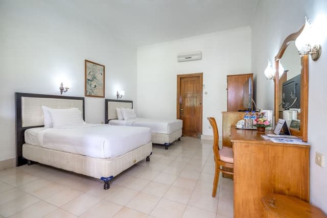 Suite, Garden View