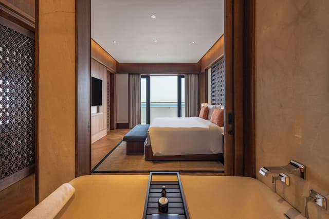 Royal Suite Ocean View