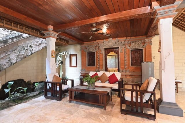 2 Bedrooms Family Villa (Upstairs and Downstairs)