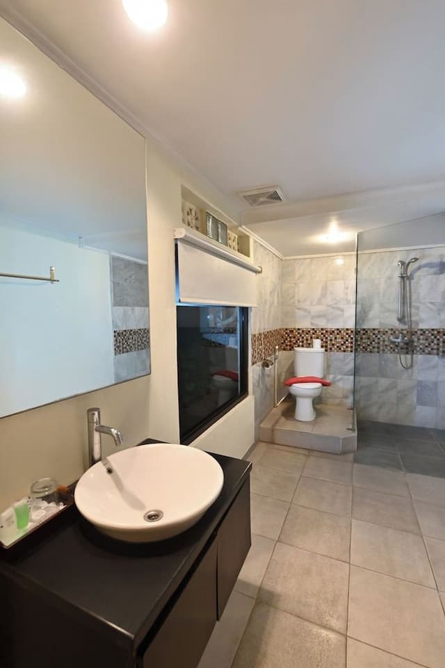 Upstairs Villa