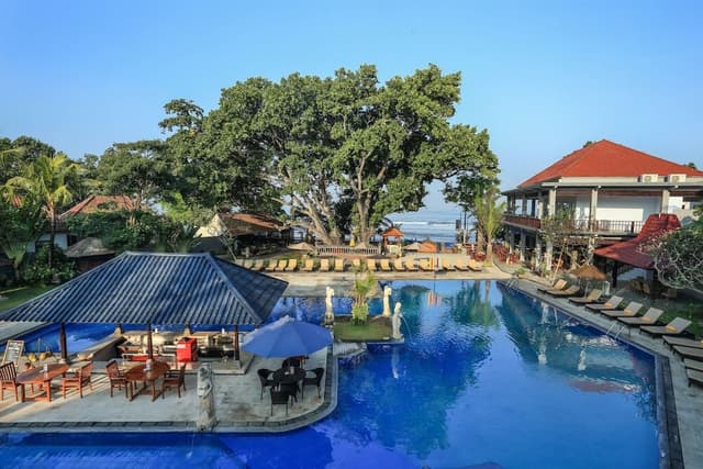 Deluxe Room, Pool View (Super)