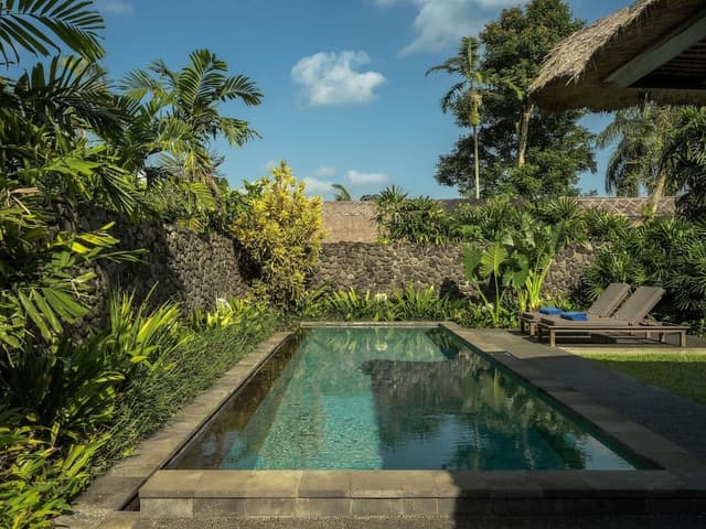 Villa (Pool)