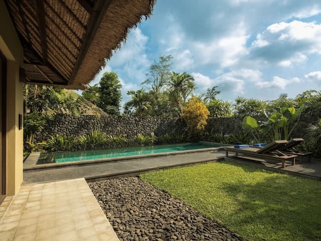 Villa (Pool)