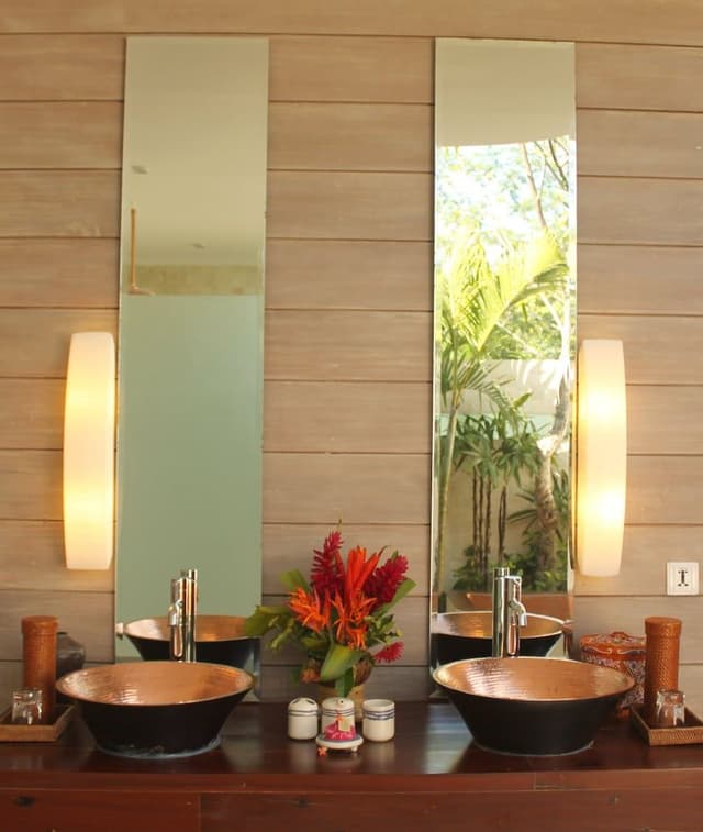 The Luxury Suite