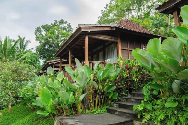 Joglo Villa Garden View