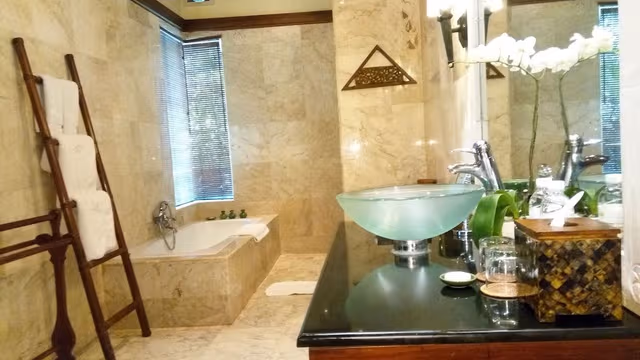 Suite (Treetop)