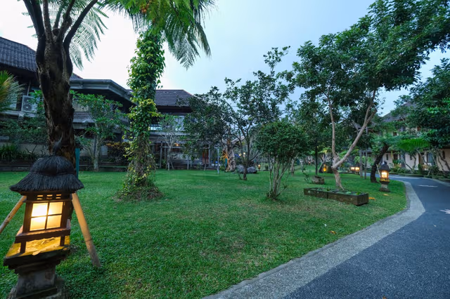 Deluxe Double or Twin Garden View
