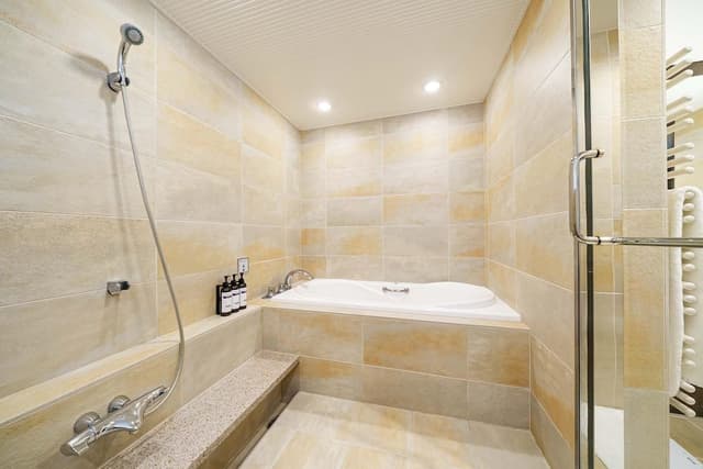 Regency, Executive Suite