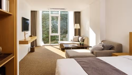 Family Room without View