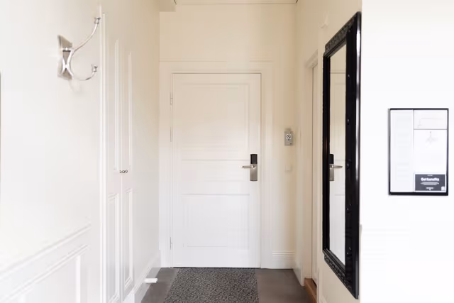 Single Room (Compact)