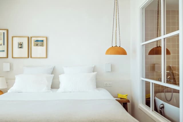 Suite, Sea View