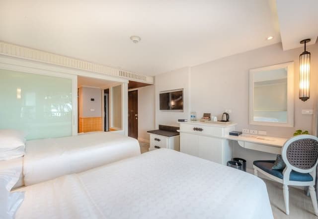 Room, 2 Twin Beds, Balcony