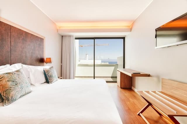 Premium Suite with Sea View
