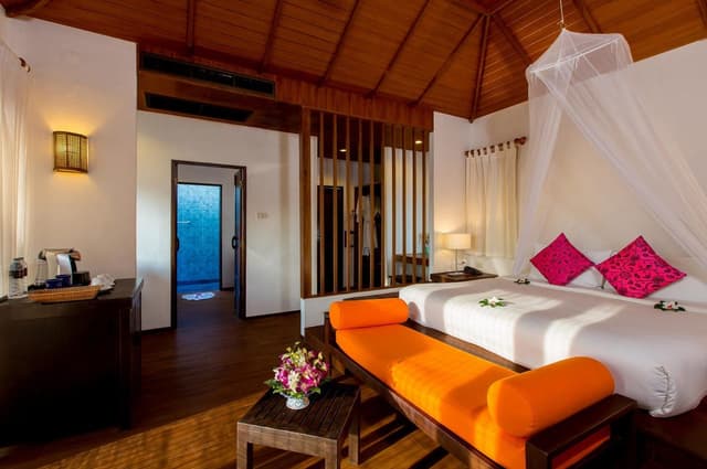 Deluxe Pool Villa