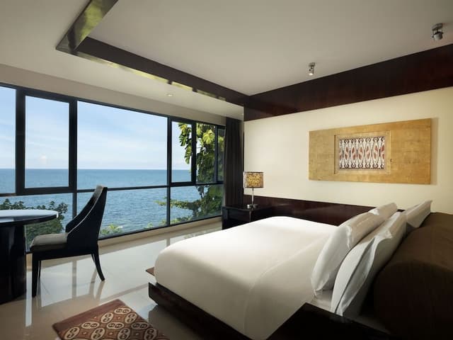 Two Bedrooms Rainforest Oceanfront Villa