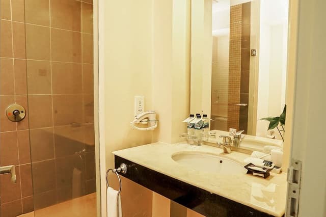 Condo, 2 Bedrooms