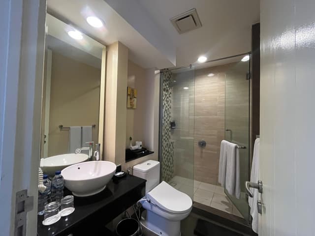 Condo 2 Bedroom