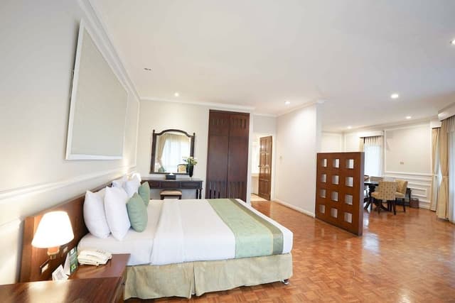 Suite Room