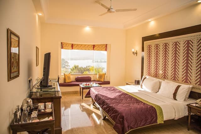 Room, City View (Garden View)