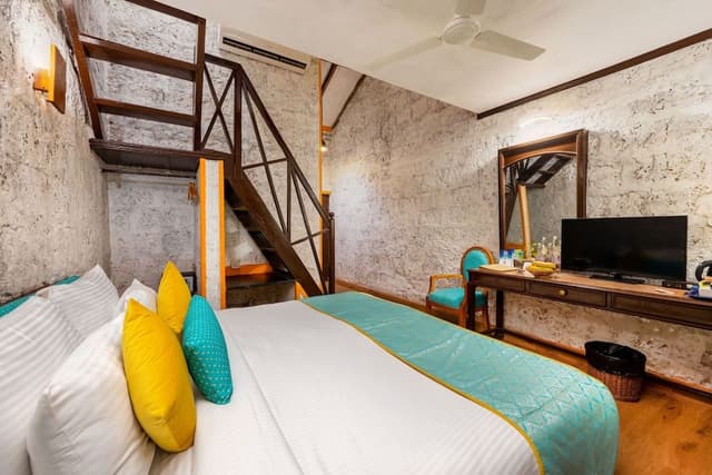 Kutumbh Suite