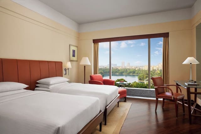 Regency, Suite, 1 King Bed