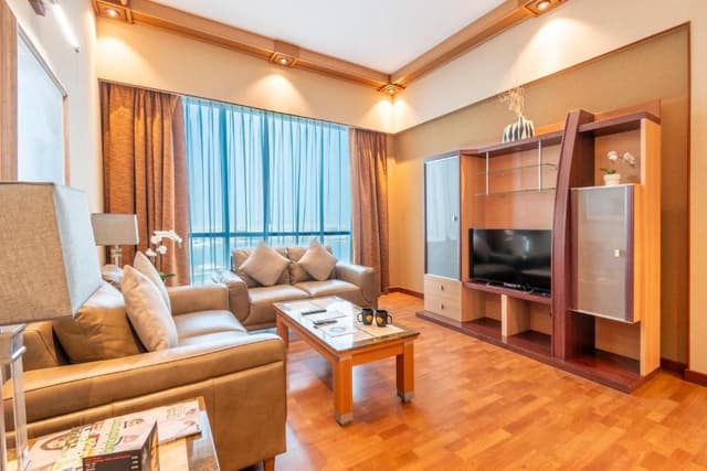 One-Bedroom Suite with Balcony