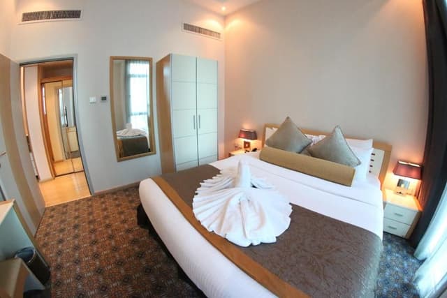 One-Bedroom Suite