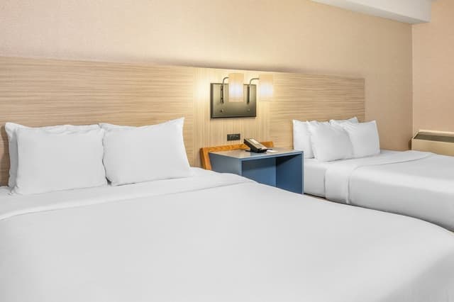 Standard Room, 2 Queen Beds, Non Smoking